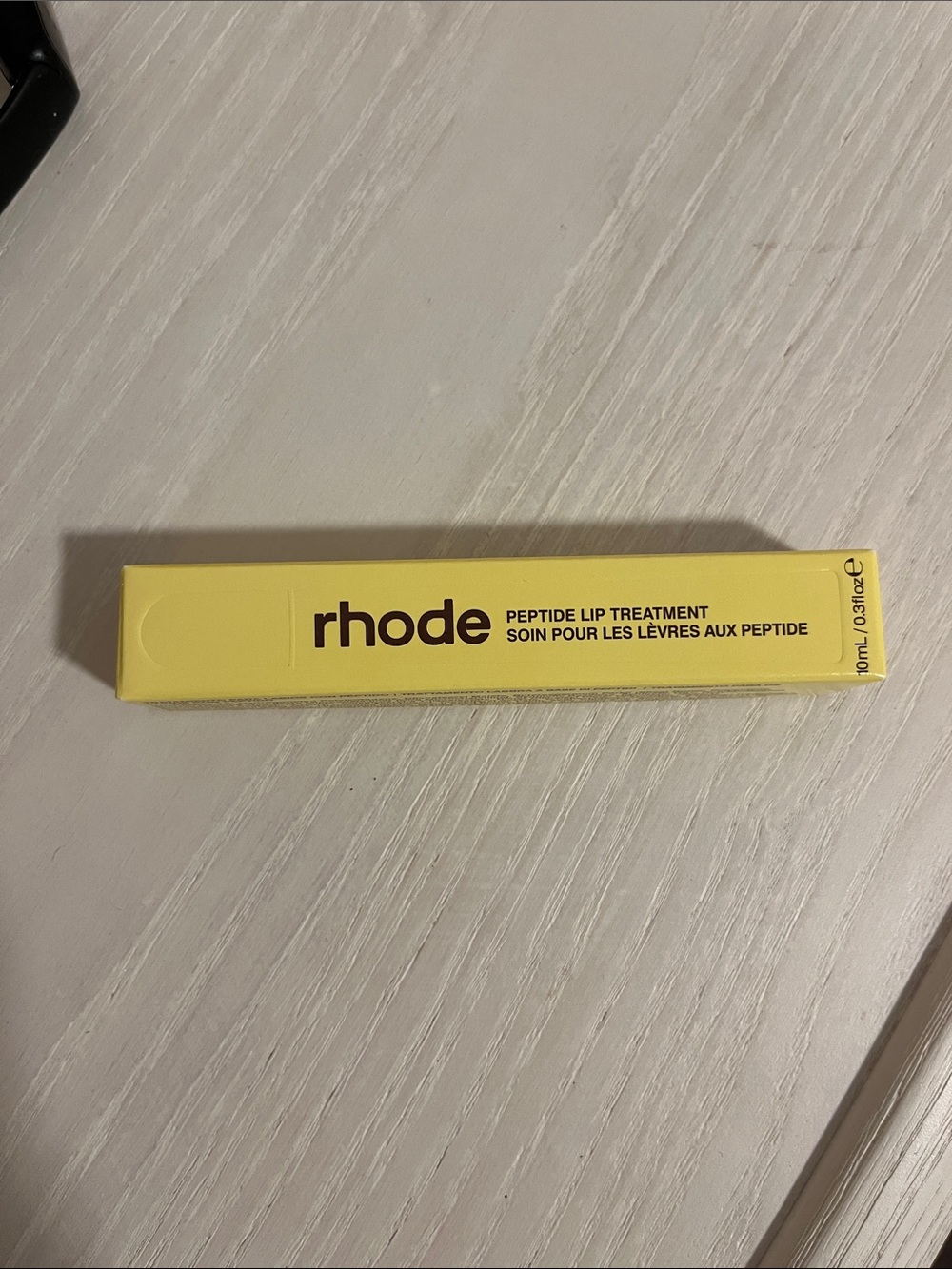 RHODE Lip Treatment Balm - Caramelized Banana - Picture 7 of 14